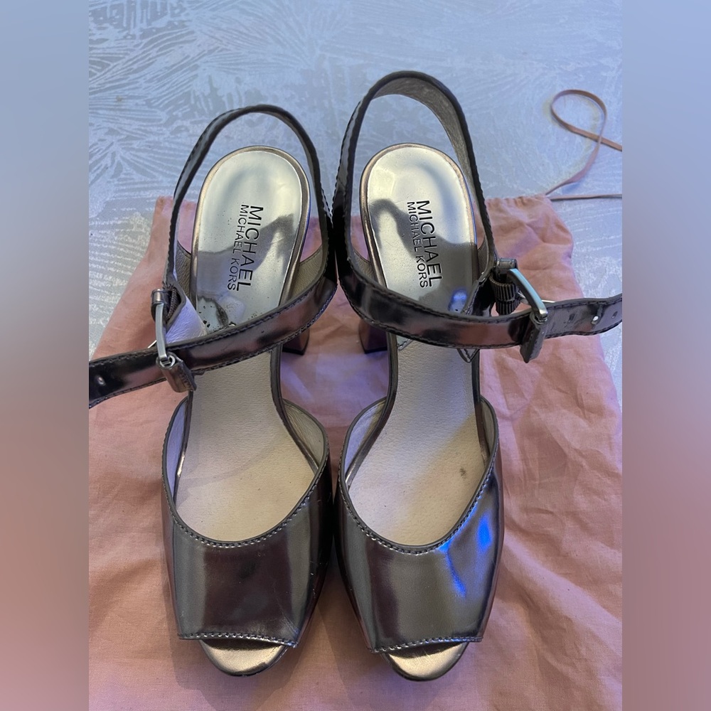 Michael Kors metallics platform sandal silver - Picture 1 of 6